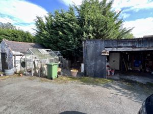 Photo 16- click for photo gallery